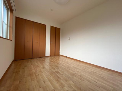 【寝室】 | カーサフォレスタ | 寝室