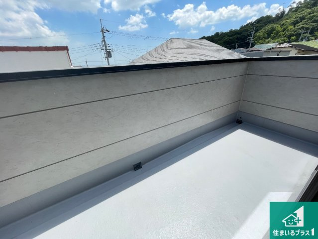 宝塚市中山五月台　第4期　新築一戸建てのバルコニー|日当たりのよいバルコニー！お部屋が開放的に！