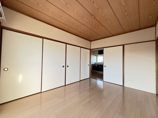 ブライトマンションの洋室