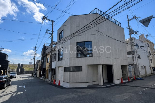十三建設ビル