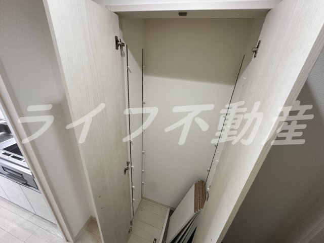 クリエオーレ小若江の収納|大きなスペースがあり、収納には困りません