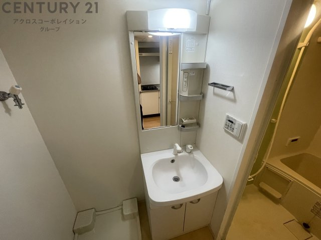 洗面所内に洗濯機置場あり！