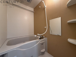 日々の疲れを癒すお風呂付です