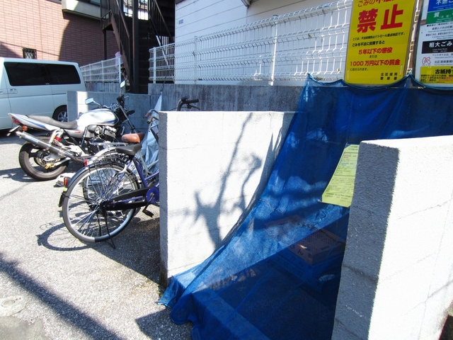 ルミエール星野のその他共用部分|自転車置けます！ゴミ置き場有！