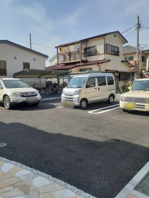 【駐車場】 | メゾン・ド・グローリー | 駐車場です