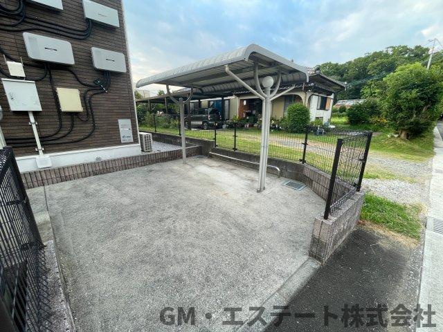 宮崎市佐土原町下田島　売アパート（BROTHER Ⅰ・Ⅱ）の駐輪場