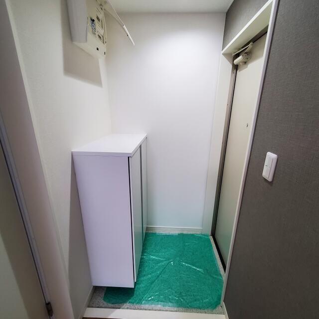 グラシアテラス高田馬場の玄関