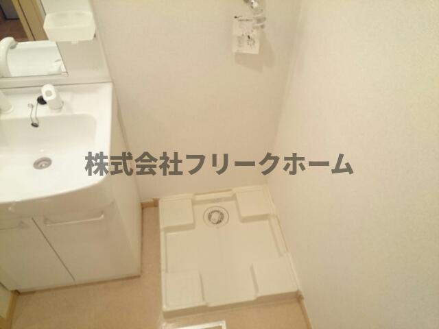 武蔵野市境南町５丁目のアパートの洗面所