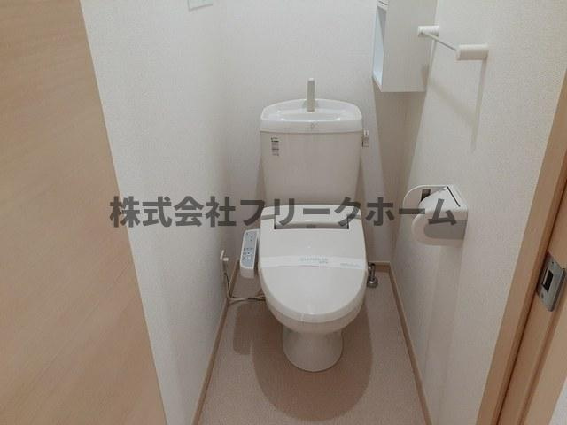 武蔵野市境南町５丁目のアパートのトイレ