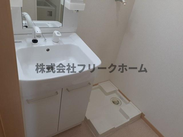 武蔵野市境南町５丁目のアパートの洗面所