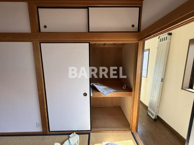 服部本町貸家の収納
