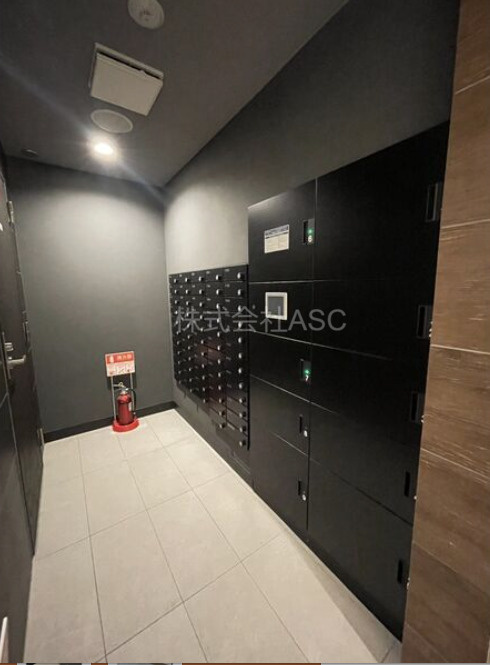 ラシーヌ瓦屋町1階路面のその他共用部分