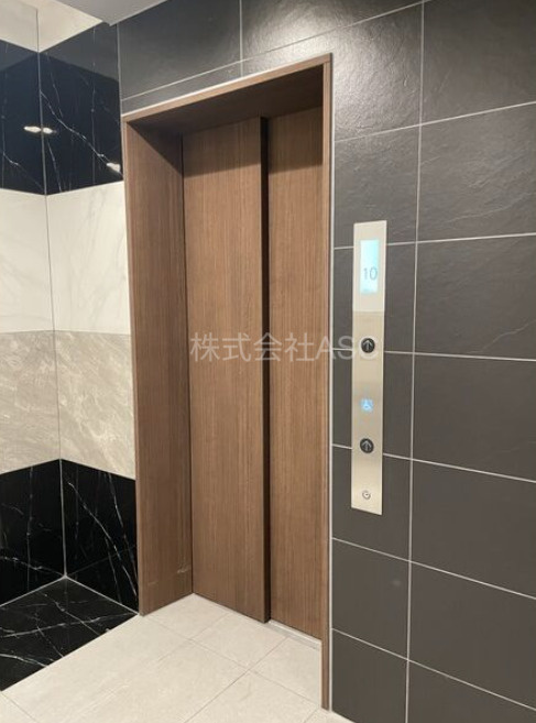 ラシーヌ瓦屋町1階路面のその他共用部分