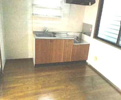 調布市布田５丁目のアパートのキッチン
