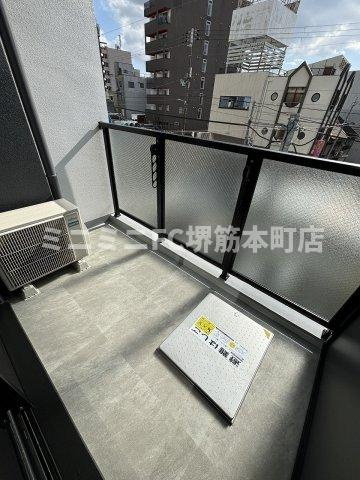 大阪市東成区大今里４丁目の賃貸マンションのバルコニー