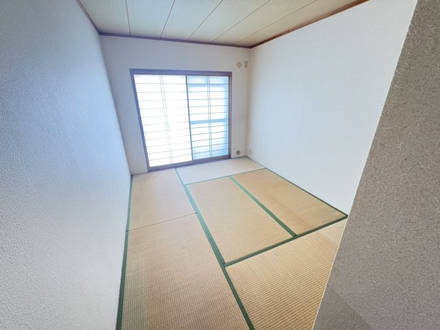 サンヒルズⅡの和室
