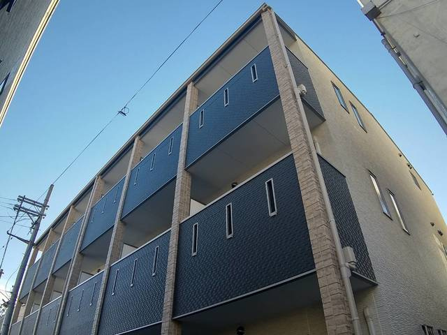 大阪市東淀川区井高野２丁目のアパート