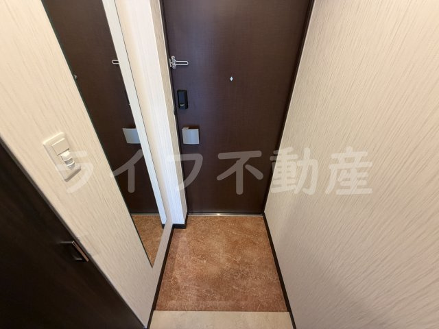 プレジオ玉造の玄関