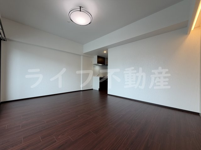 プレジオ玉造の居間・リビング