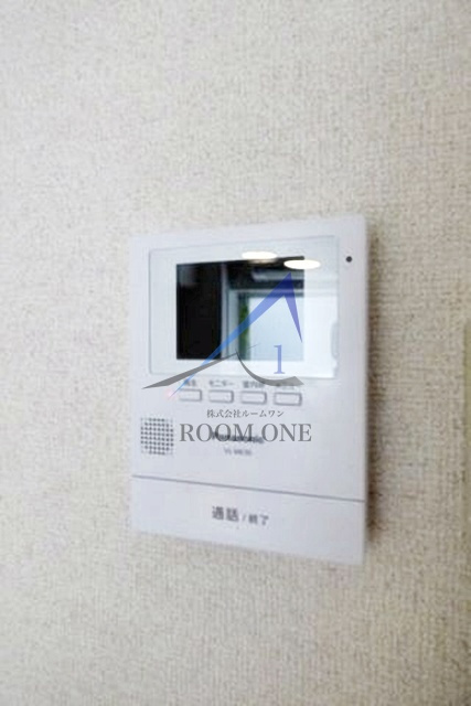 ラフイネ東銀座のセキュリティ|モニター付きインターホンです。