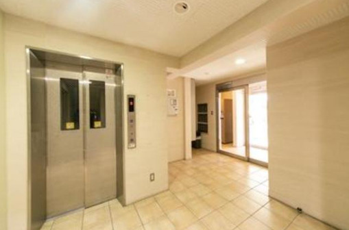 パーク西小山のロビー|落ち着いたロビーです