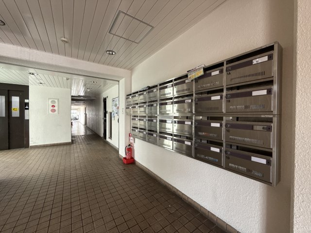 ハイツ粟新上住吉のエントランス