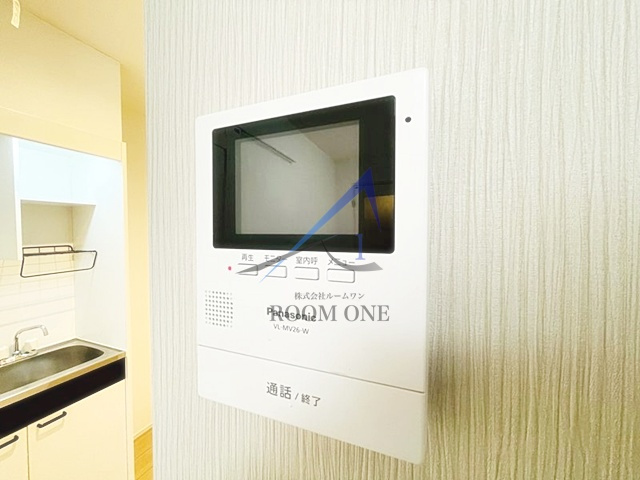 K-house北小岩のセキュリティ|モニター付きインターホンです。