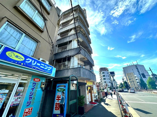 ノアーズマンション目白台～「雑司が谷駅」徒歩1分・「目白駅」徒歩9分の外観