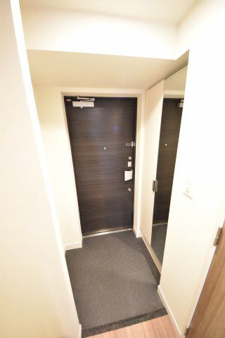 エスライズ神戸三宮山手通1番館の玄関