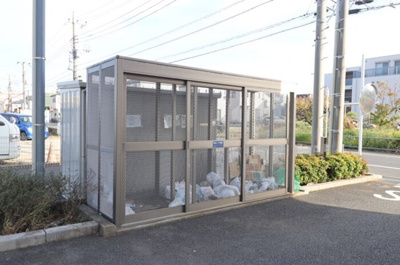 【エントランス】 | プレミール B | ゴミ置き場