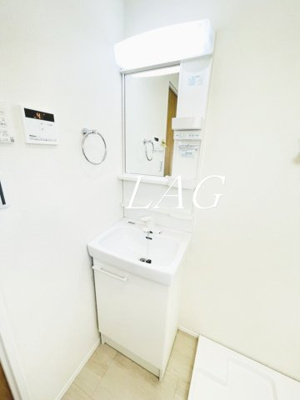 【洗面所】 | オーガスタコート堀切菖蒲園 | 洗面台です。
