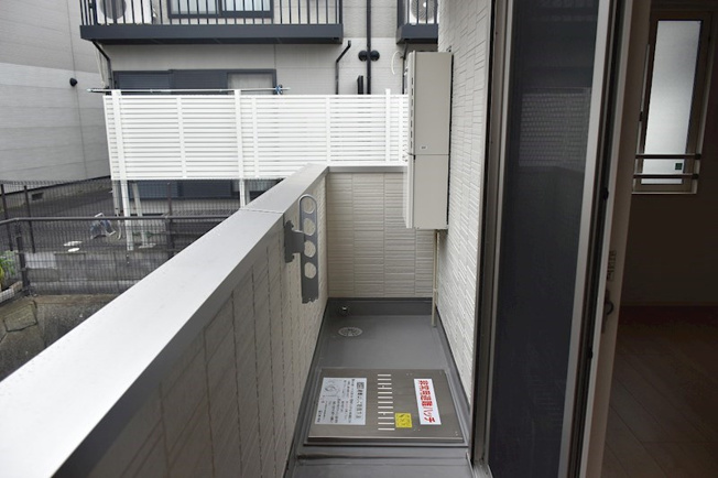 【バルコニー】