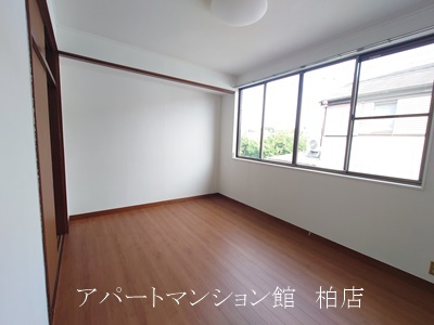 柏市戸張貸家の寝室
