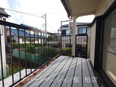 柏市戸張貸家のバルコニー