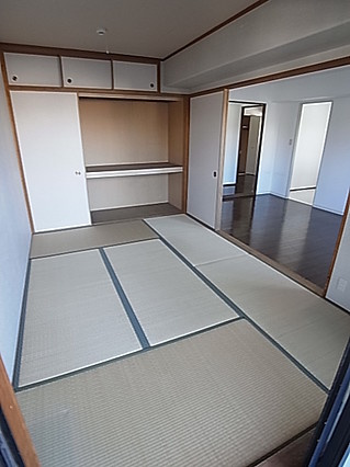 ロマンツェ東灘の和室