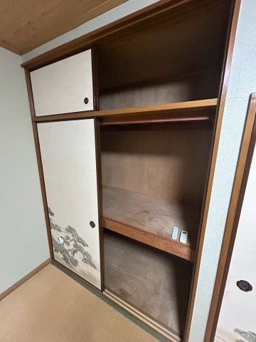 府中市武蔵台１丁目の一戸建ての収納