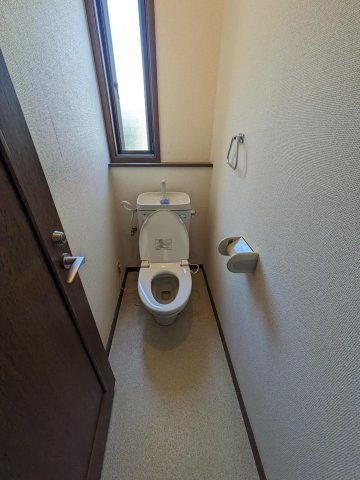府中市紅葉丘２丁目のテラスのトイレ|※別号室参考写真です