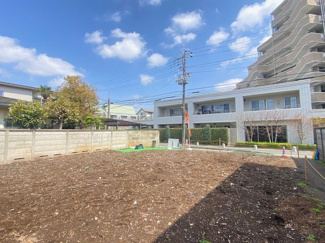 【前面道路含む現地写真】 | 学芸大学2区画　 | 低層住宅街、住環境良好です