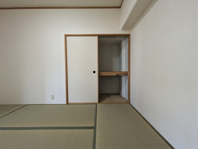 ルミエールⅢの和室