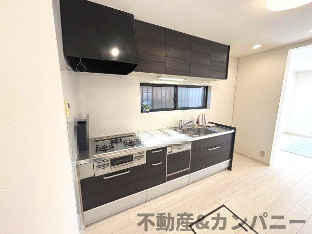 市坪南1丁目中古のおうち　松山市市坪南1丁目中古戸建のキッチン|キッチンです