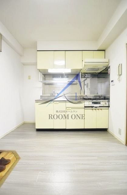 メゾンフェスタの居間・リビング|洋室のお部屋です。