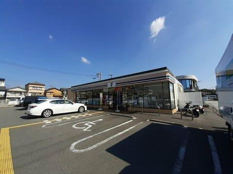 ＥＸＴ　Ｂ棟の周辺|セブンイレブン 高知…まで225m 