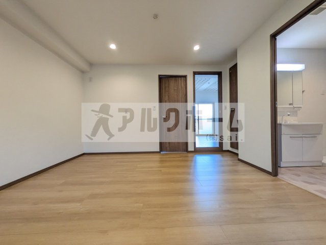 ALIVIO柏原の居間・リビング