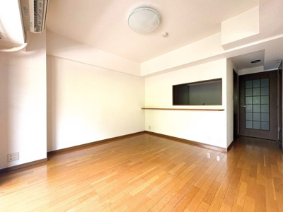 【居間・リビング】 | リベルテ石川町弐番館 | ◆リビングは一日中太陽の光が射し込みます。家族が集まる空間は、自然と笑顔が溢れます！