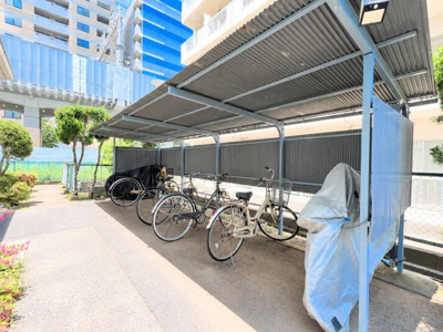【駐輪場】 | ベルメゾンエスペランス新横浜 | ◆土・日・祝日は、当社スタッフによる現地案内会を実施しております。もちろん平日のご案内も可能です。お気軽にご相談ください！！