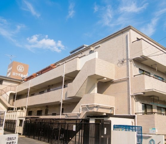 エスペランサ第1野川の外観|タイル張りの清潔感のある外観となっております。