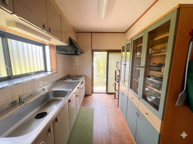 矢板市玉田　中古戸建　四季彩る日本庭園の平屋邸宅のキッチン