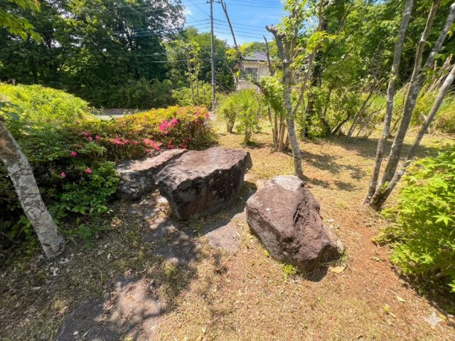 矢板市玉田　中古戸建　四季彩る日本庭園の平屋邸宅の庭