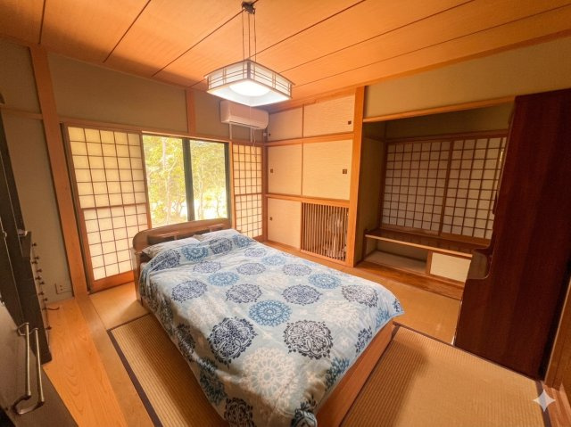矢板市玉田　中古戸建　四季彩る日本庭園の平屋邸宅の和室|和室1