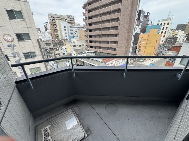 アリタ日本橋5ビルのバルコニー